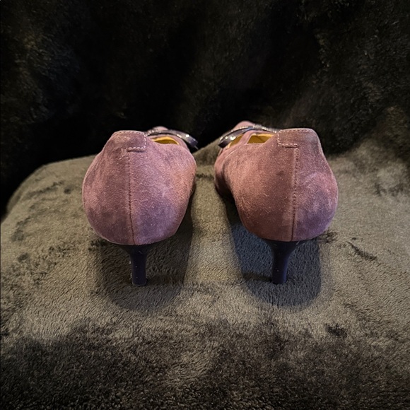 Joan & David Elegant Plum Heels with Ribbon Detail - Picture 4 of 6